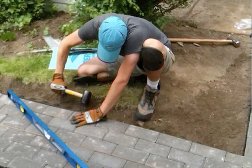 laying-pavers-plus-how-to-cut-pavers-into-a-curve