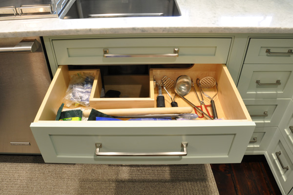 kitchen sink drawer storage