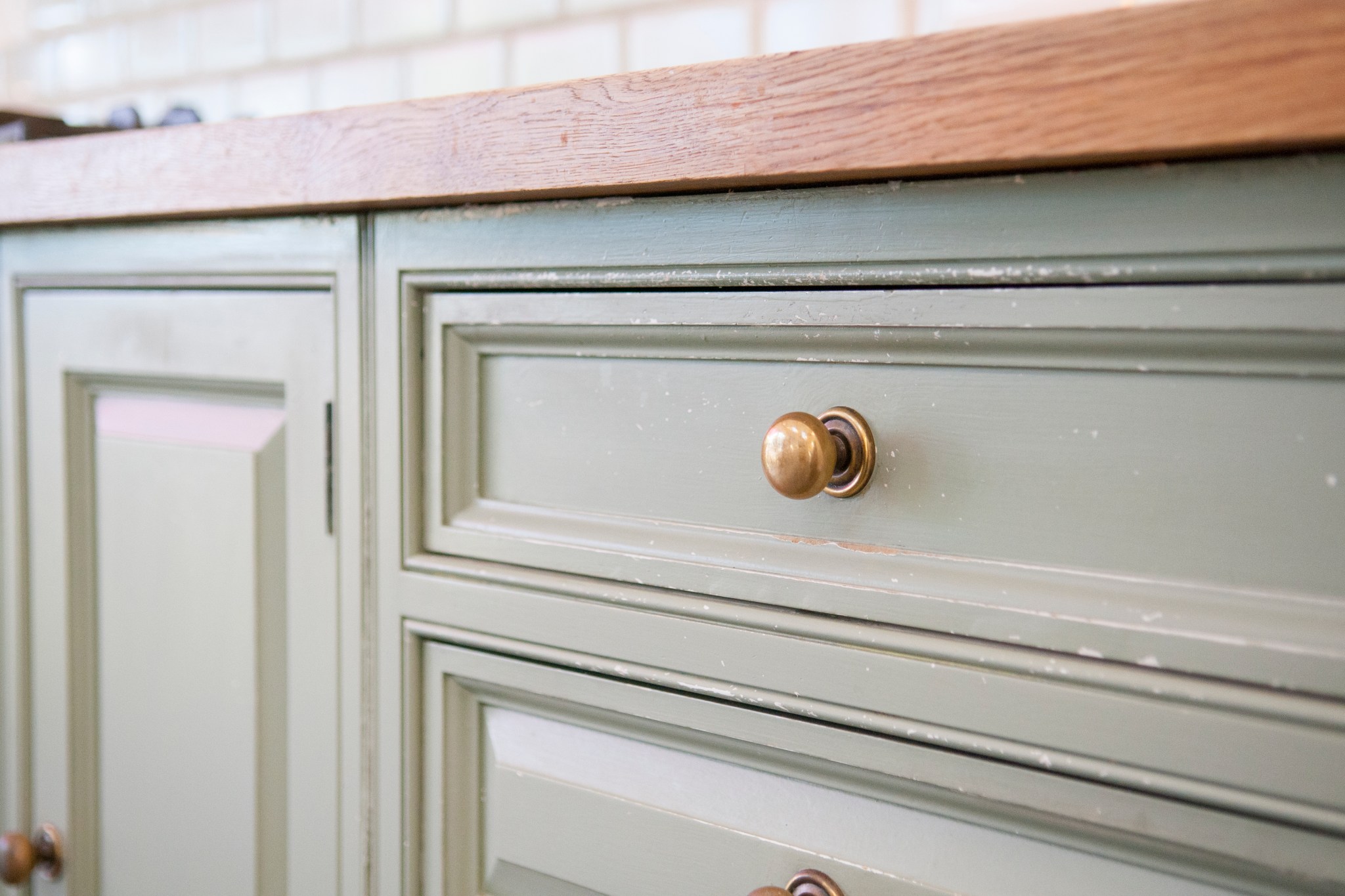 kitchen cabinets knobs and pulls        <h3 class=
